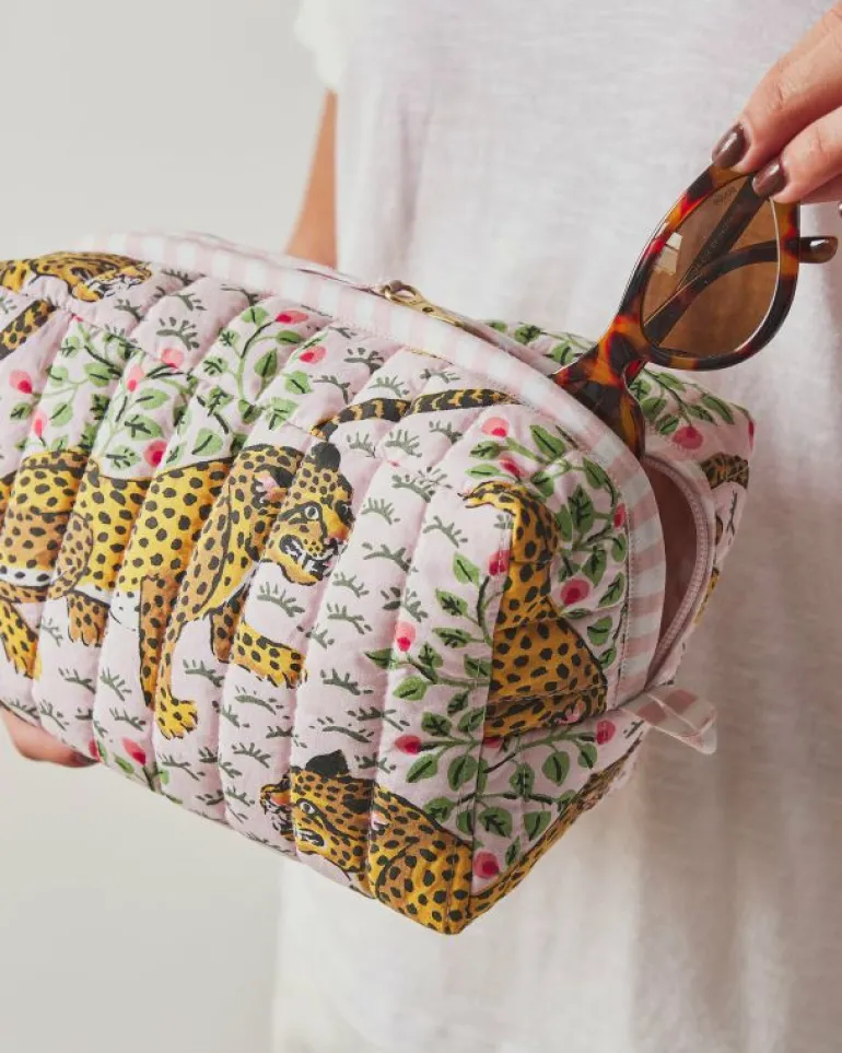 Pouches<Printfresh Bagheera - Quilted Pouch - Blush